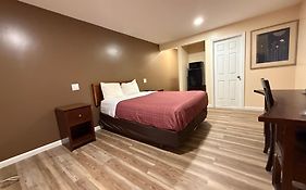 Travelers Motor Lodge